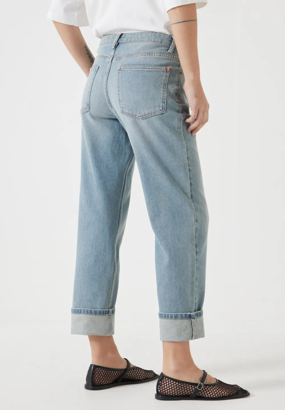 hush Jeans|Agnes Straight Leg Jeans Light Authentic Blue