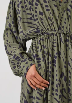 hush Dresses|Aimee Oversized Maxi Dress Khaki Mark