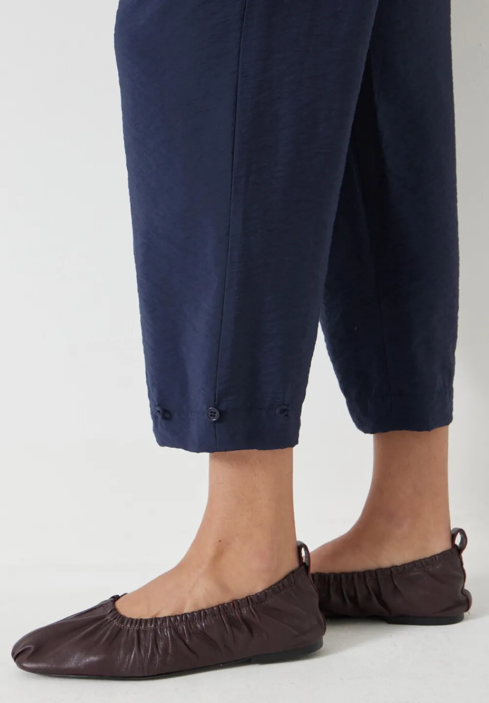hush Trousers|Air Flow Ankle Grazer Trousers Navy