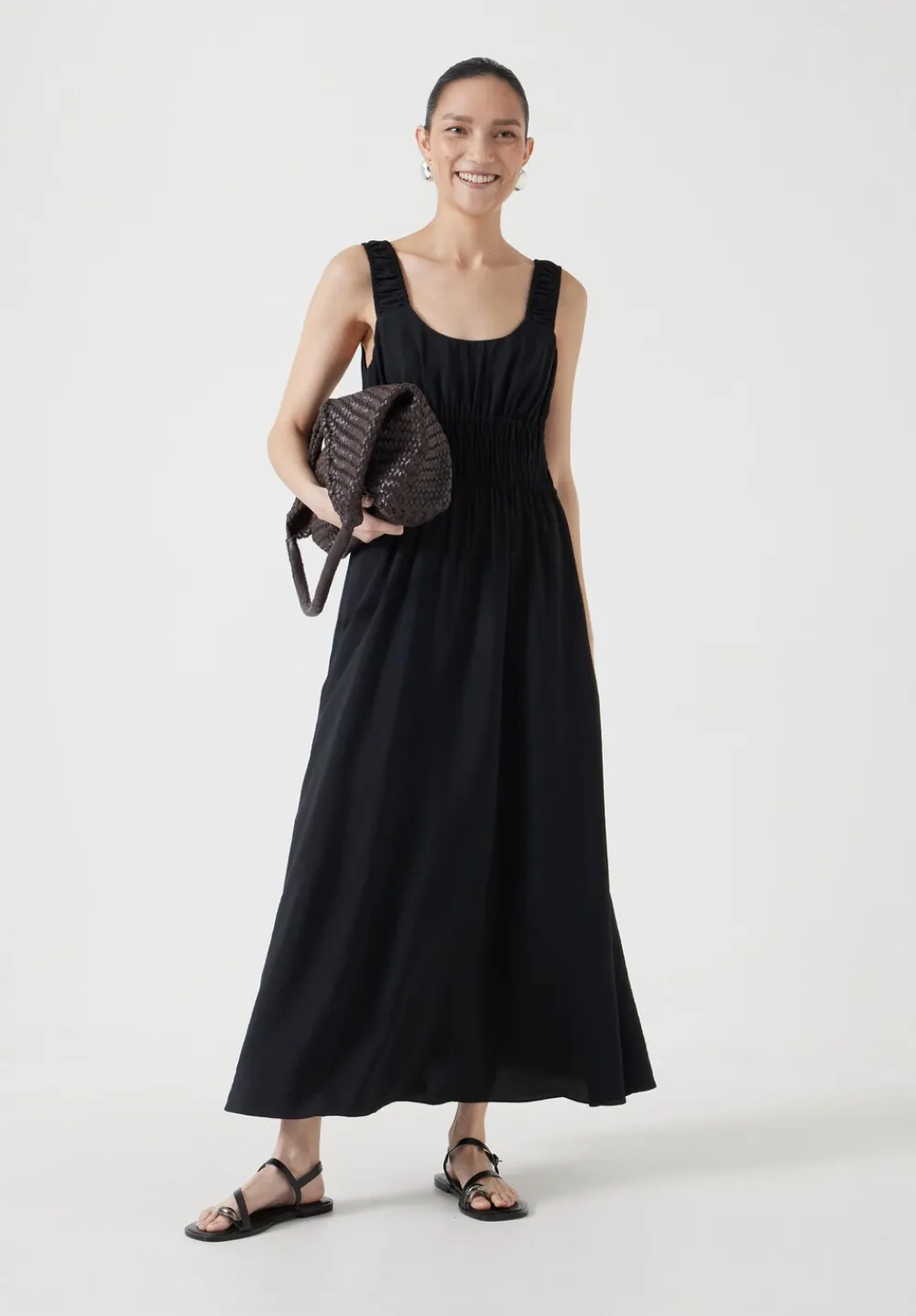 hush Dresses|Air Flow Gathered Straps Midi Dress Black