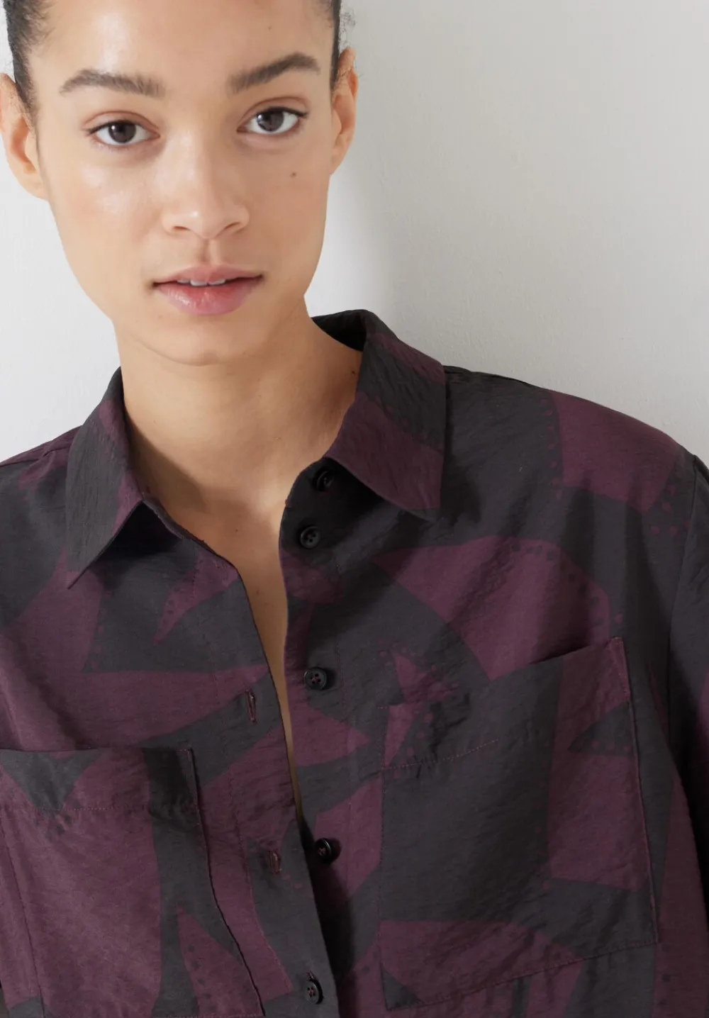 hush Tops & T-Shirts|Shirts & Blouses|Air Flow Short Sleeve Collared Shirt Purple/Brown Abstract Shapes