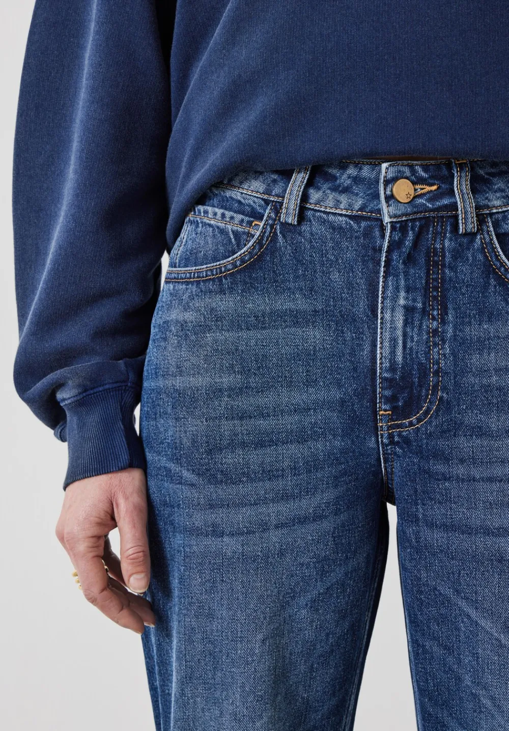 hush Jeans|Alex Straight Leg Jeans Mid Authentic Blue