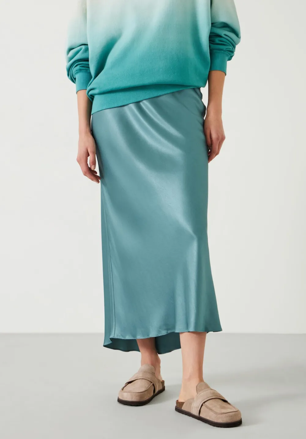 hush Skirts|Allie Satin Skirt Arctic