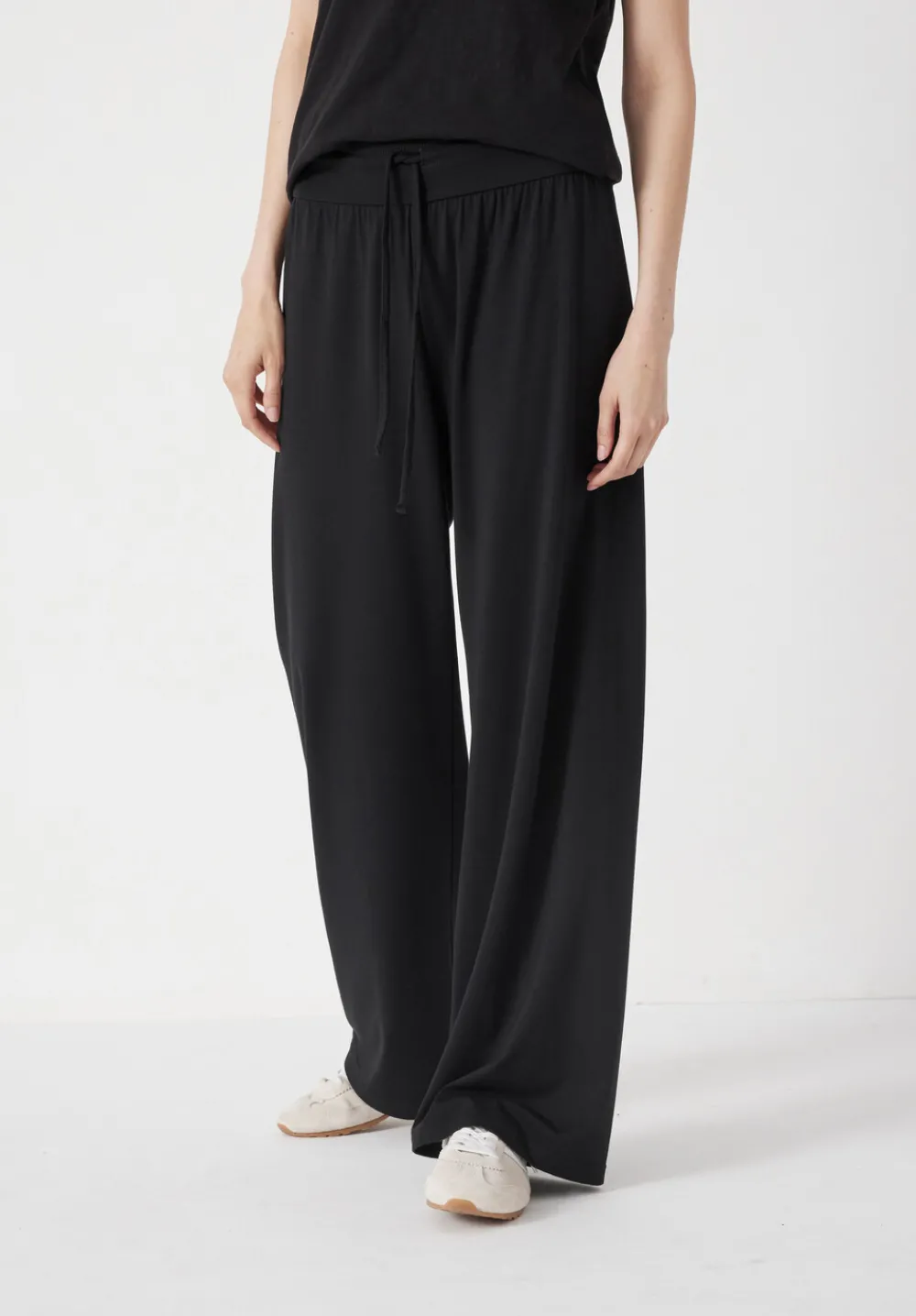 hush Joggers & Leggings|Trousers|Amie Wide Leg Joggers Black