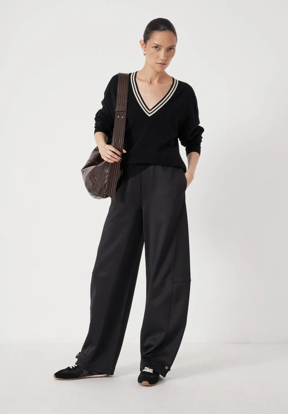 hush Joggers & Leggings|Trousers|Barrel Leg Jogger Black