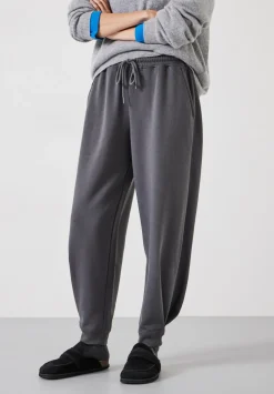 hush Trousers|Joggers & Leggings|Barrel Leg Pleat Joggers Charcoal Grey