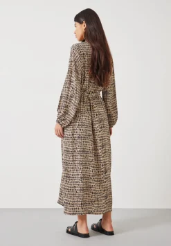 hush Dresses|Camila Relaxed Print Midi Dress Contrast Mark Neutral