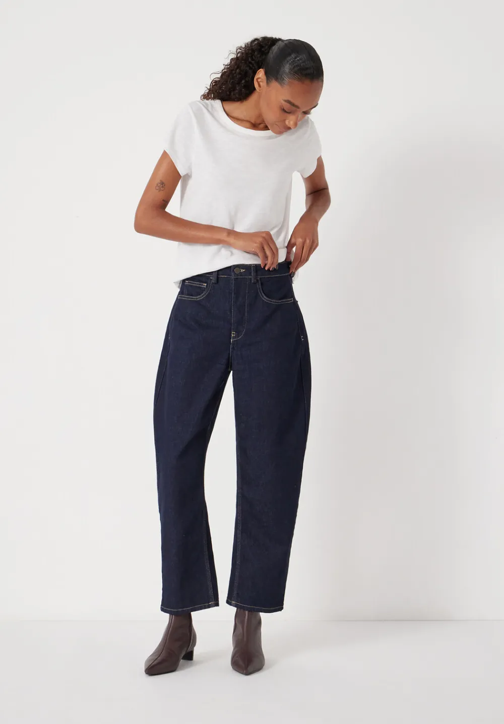 hush Jeans|Trousers|Cordelia Barrel Leg Jeans Rinse wash
