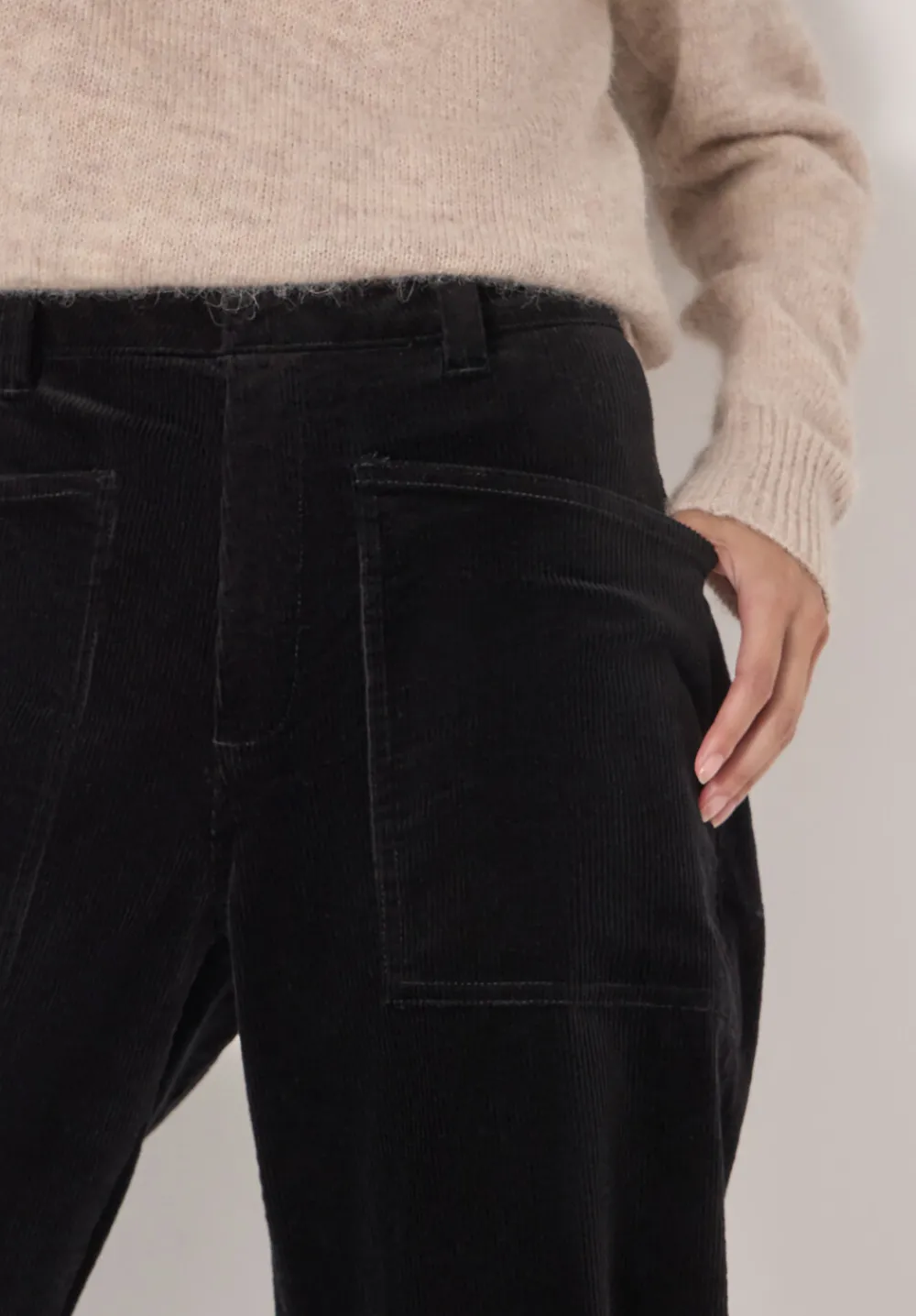 hush Trousers|Corduroy Cordi Barrel Leg Trousers Black