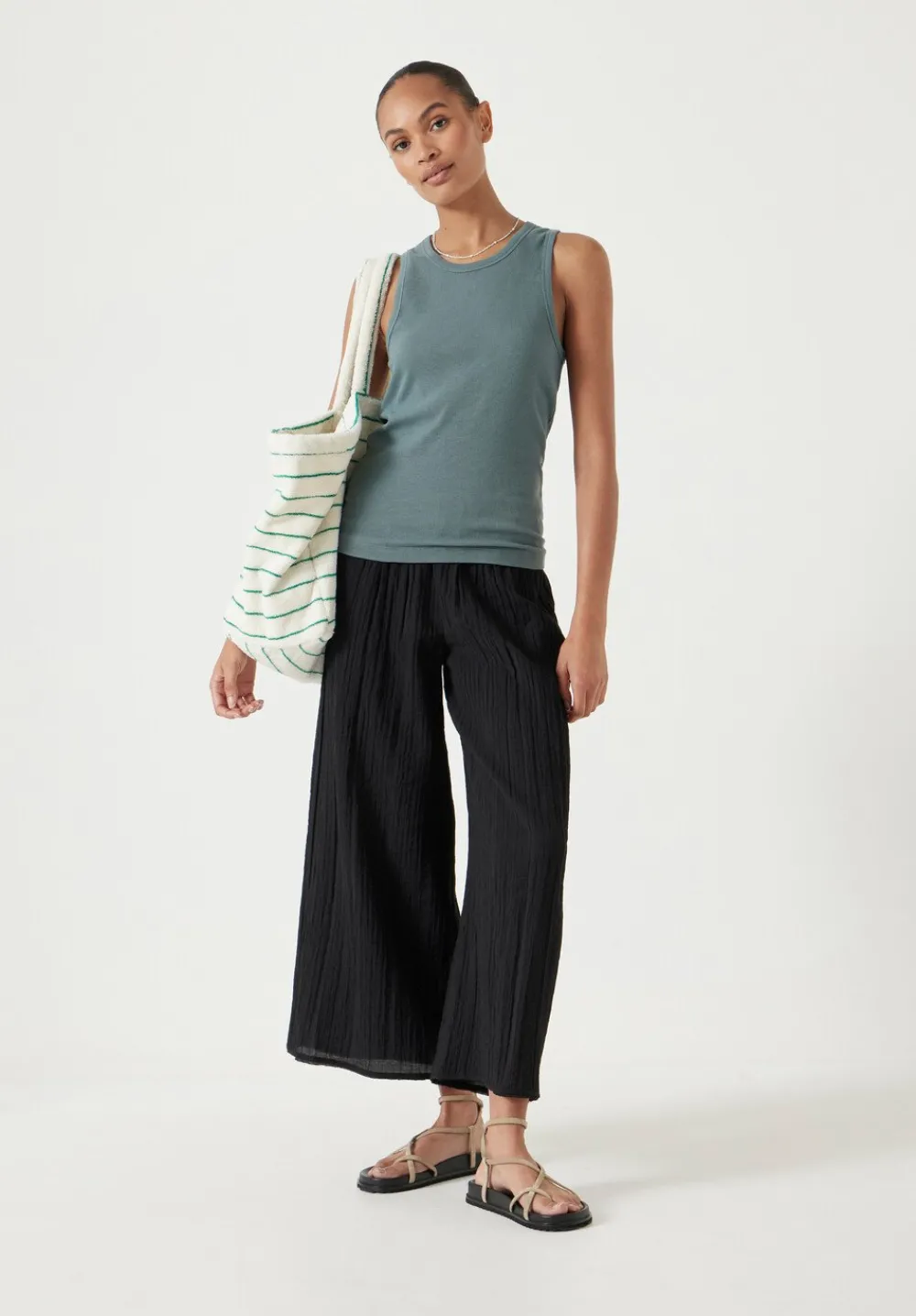 hush Trousers|Crinkle Wide Leg Cropped Trousers Black