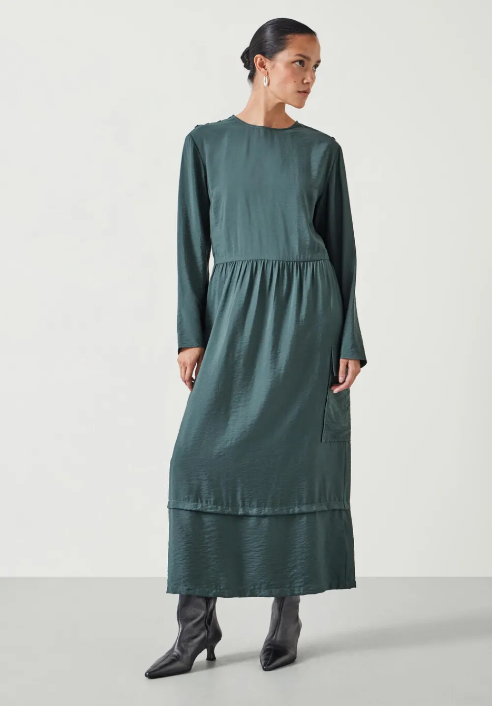 hush Dresses|Cristina Utility Maxi Dress Smoked Green