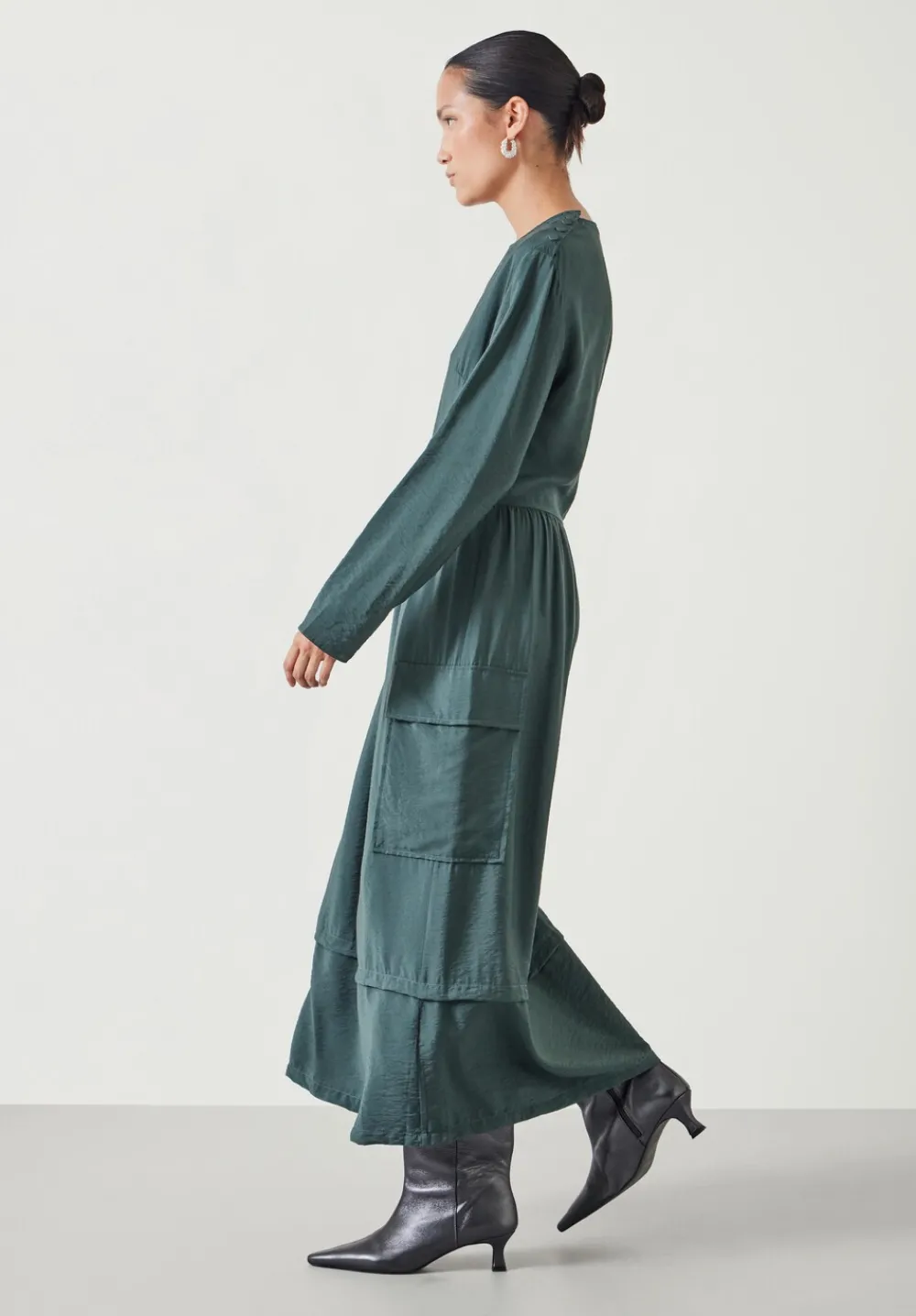 hush Dresses|Cristina Utility Maxi Dress Smoked Green