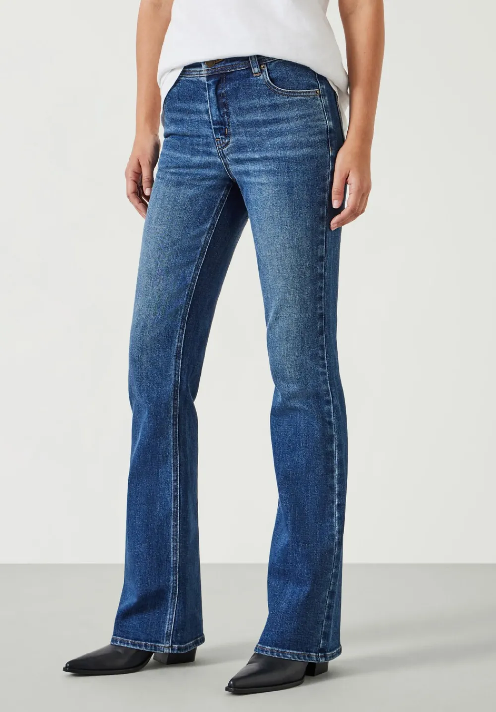 hush Jeans|Eliana Mid Rise Bootcut Jeans Mid Authentic