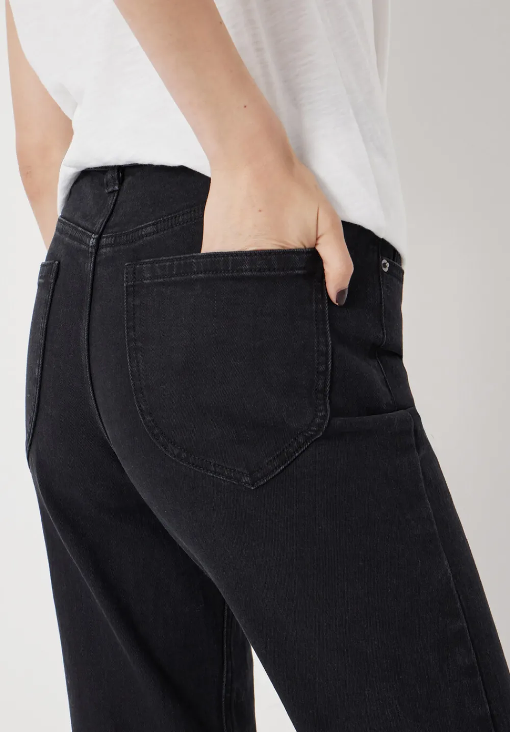 hush Jeans|Eliana Mid Rise Bootcut Jeans Black