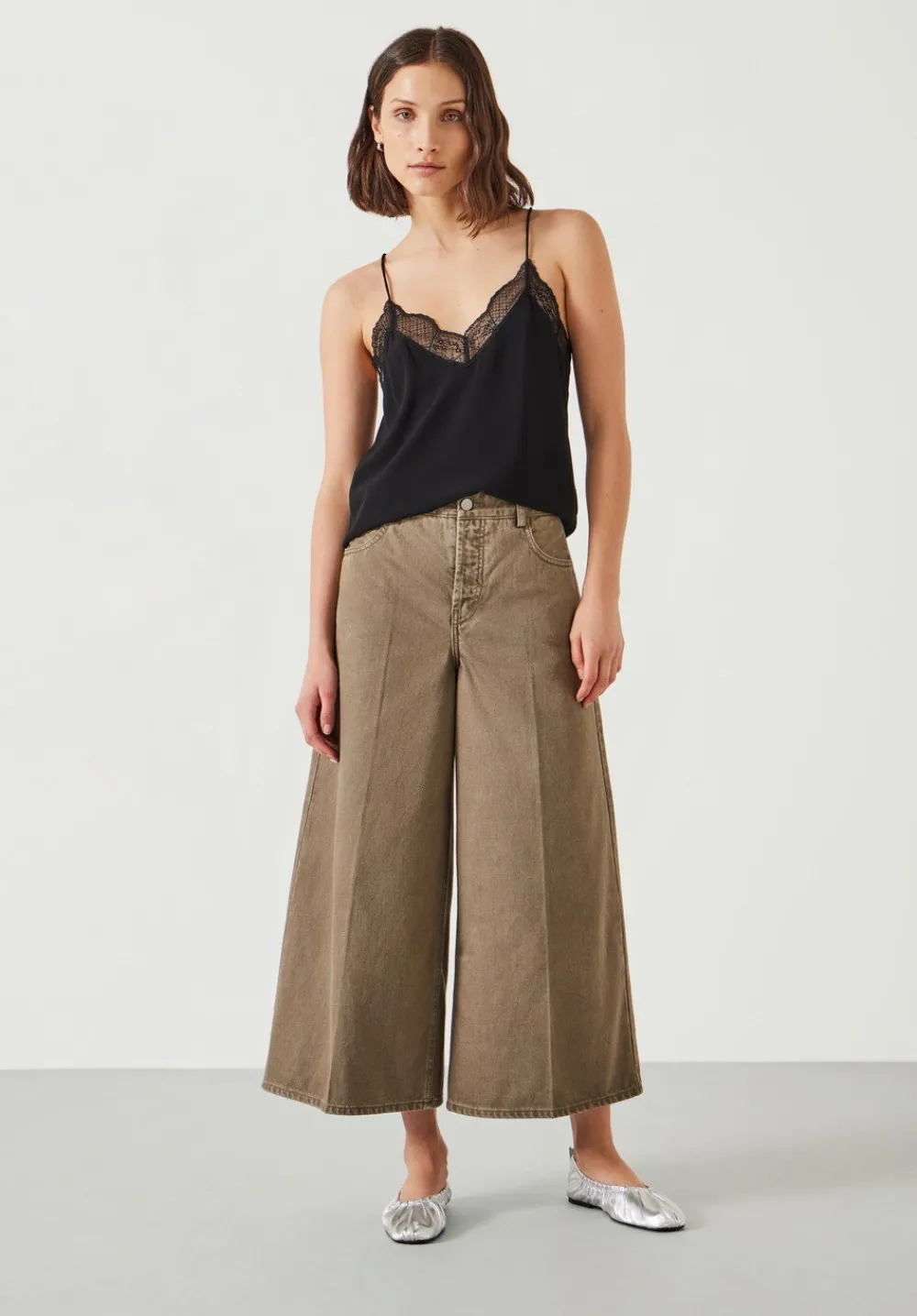 hush Jeans|Ella Wide Leg Cropped Jeans Olive