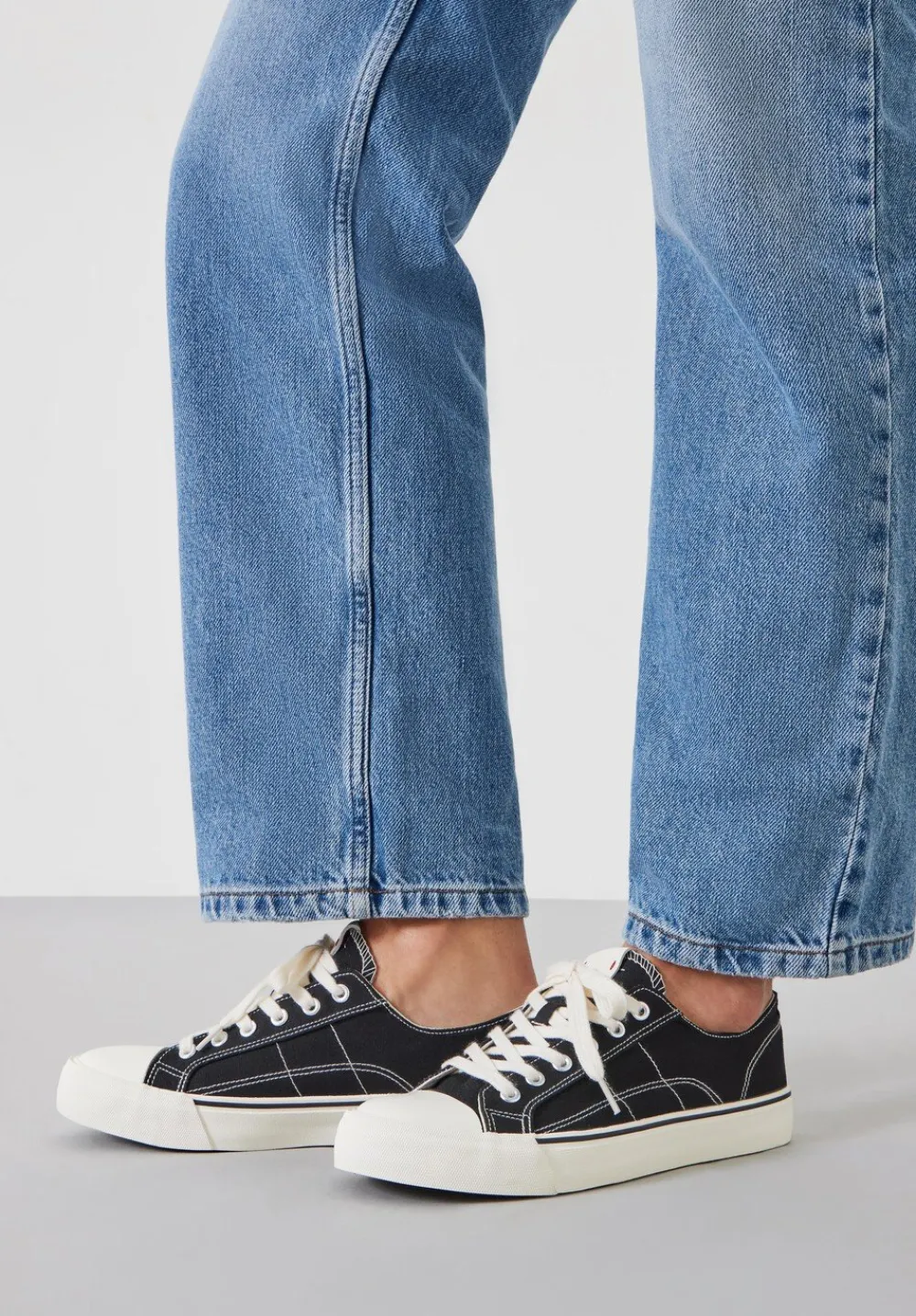 hush Trainers|Finley Canvas Trainers Washed Black