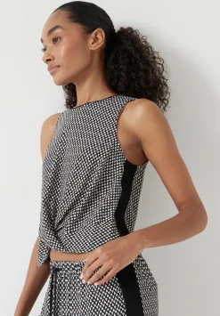 hush Tops & T-Shirts|Front Knot Crop Top Triangles Black