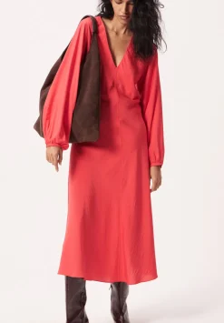 hush Dresses|Grace V-Neck Long Sleeve Dress Bright Red