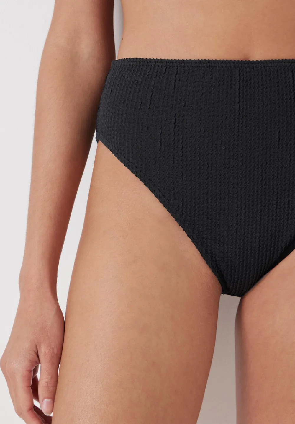 hush Swimwear & Beachwear|Harper High Waisted Crinkle Bikini Bottoms Black