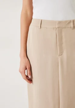 hush Skirts|Heidi Midi Skirt Sand