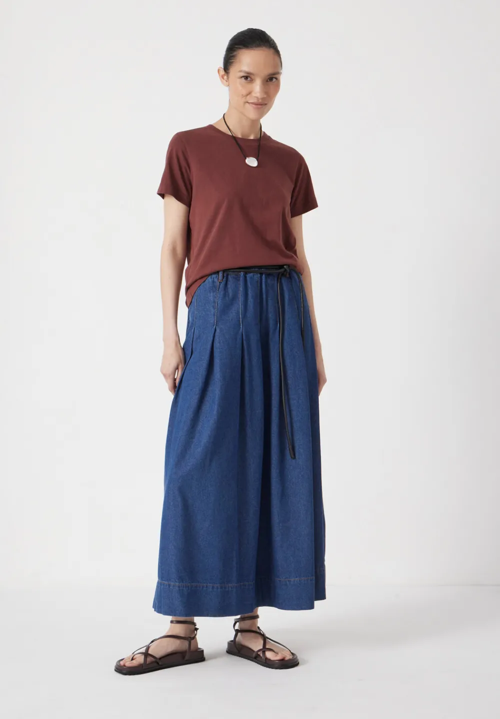 hush Skirts|Ivy Pleated Denim Midi Skirt Mid Authentic Wash