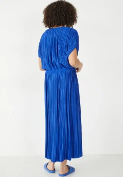 hush Dresses|Jodie Plisse Midi Dress Bright Blue