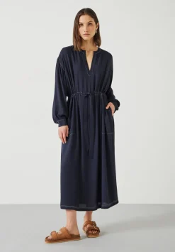 hush Dresses|Julie Oversized Contrast Maxi Dress Midnight Navy