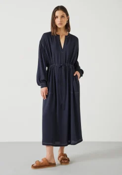 hush Dresses|Julie Oversized Contrast Maxi Dress Midnight Navy