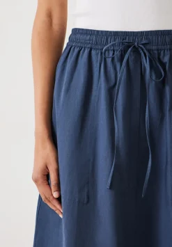 hush Skirts|Kelly Curved Midi Skirt Midnight Navy