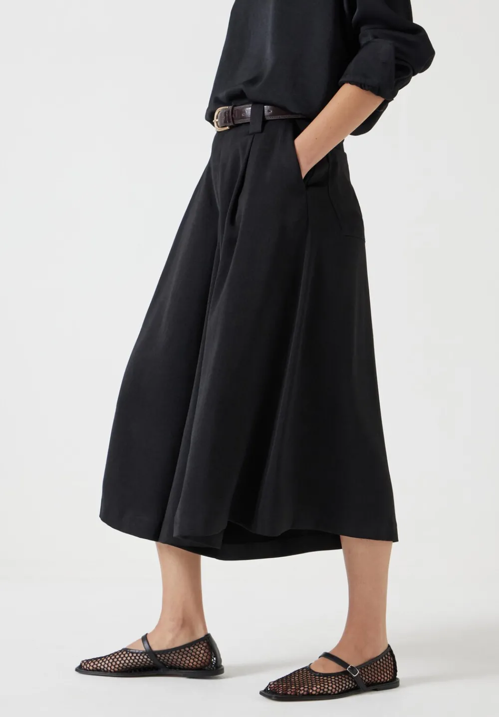hush Trousers|Kiri Wide Culottes Black