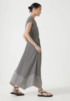 hush Dresses|Klara Relaxed Maxi Dress Triangles Black