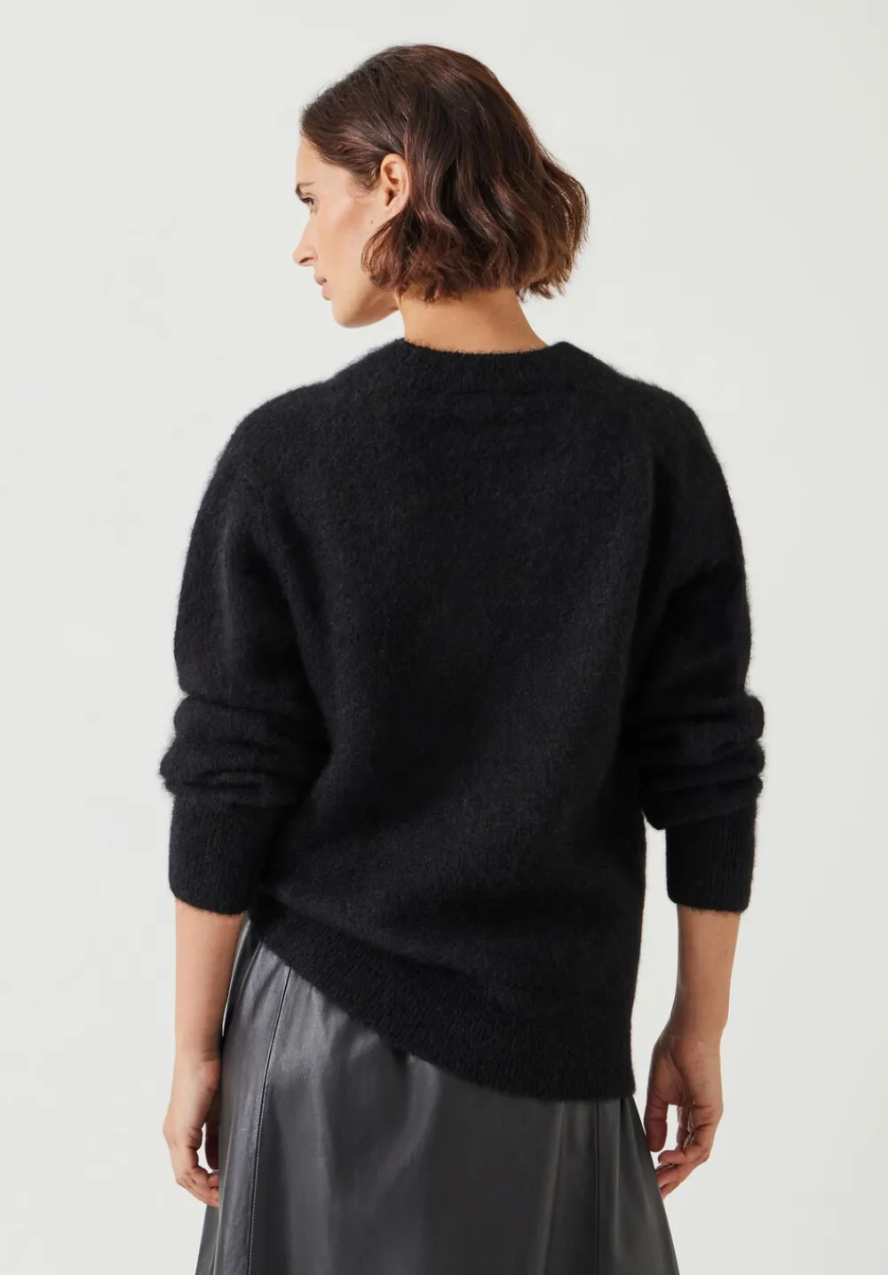 hush Jumpers & Cardigans|Lacey V Neck Alpaca Blend Jumper Black