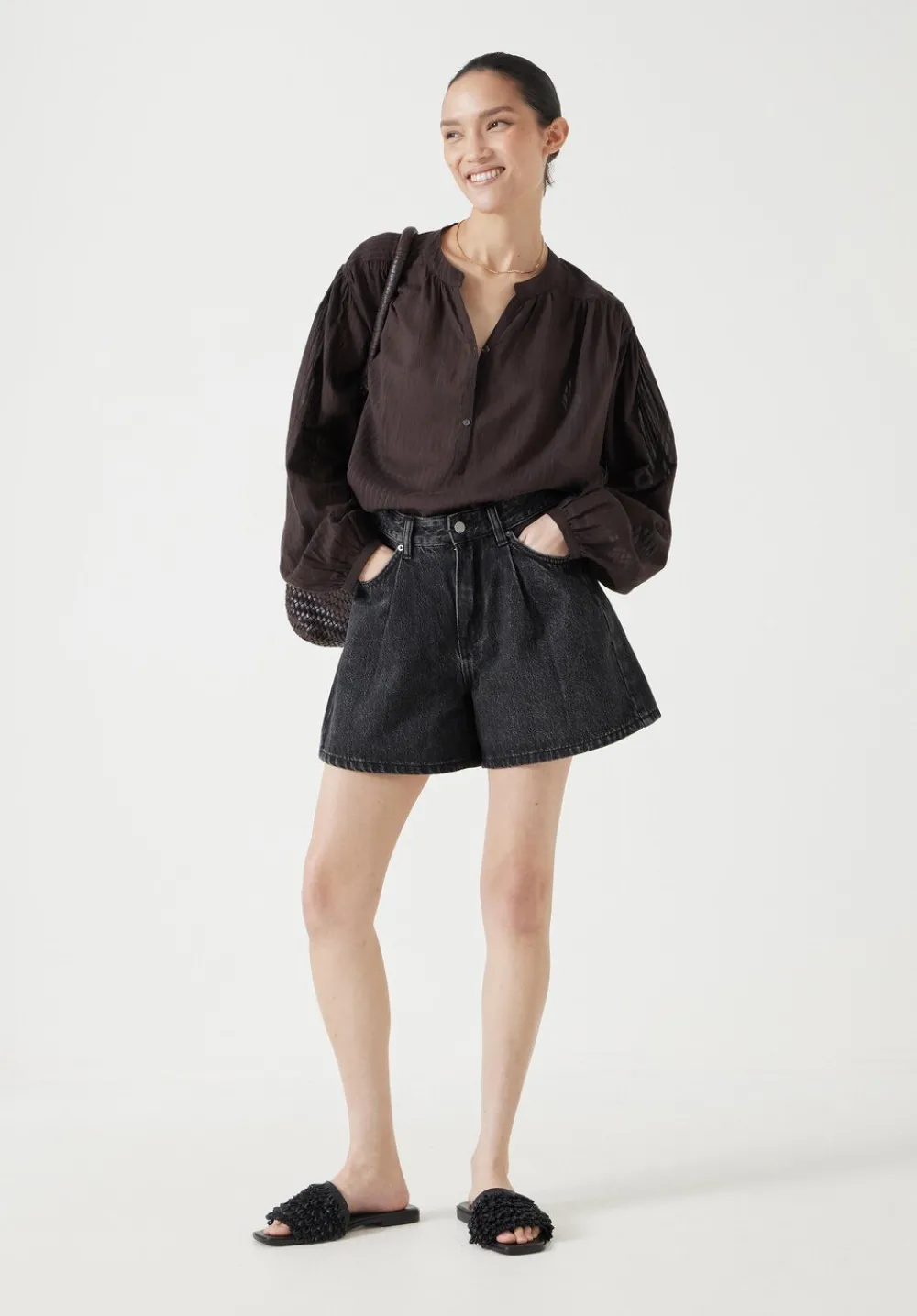 hush Shorts|Larissa Denim Shorts washed grey denim