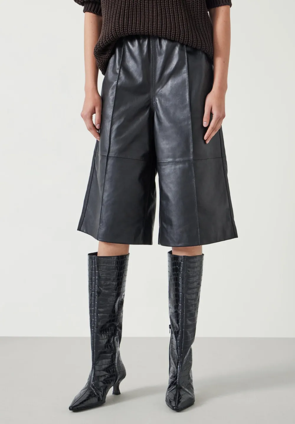 hush Shorts|Trousers|Leather Bermuda Short Black