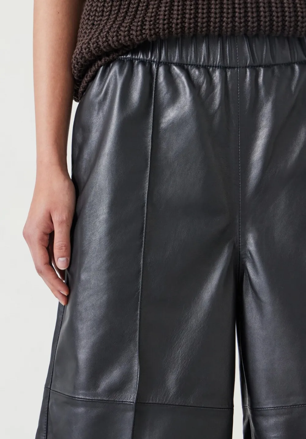 hush Shorts|Trousers|Leather Bermuda Short Black