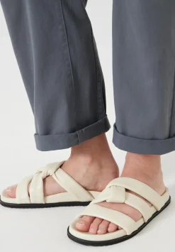 hush Sandals|Flats|Leather Twist Footbed Sandals Off White