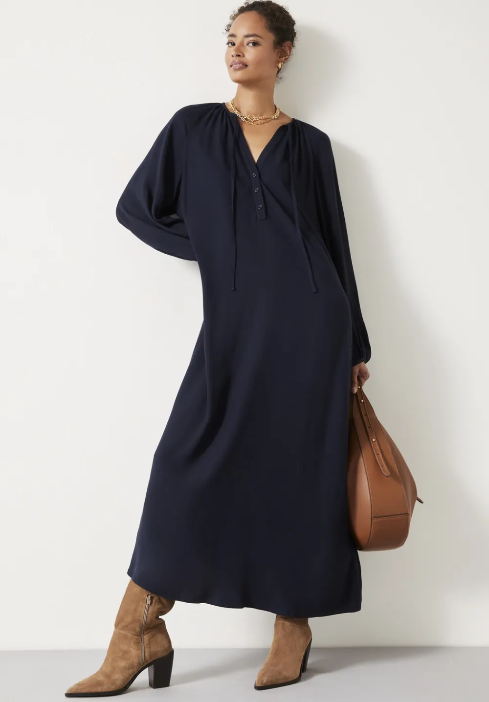 hush Dresses|Leilani Gathered Midi Dress Midnight Navy