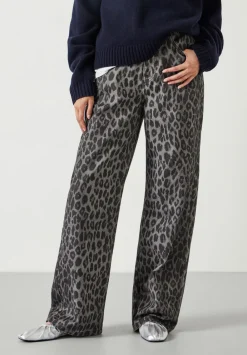 hush Jeans|Leopard Wide Leg Jeans Grey Leopard Print
