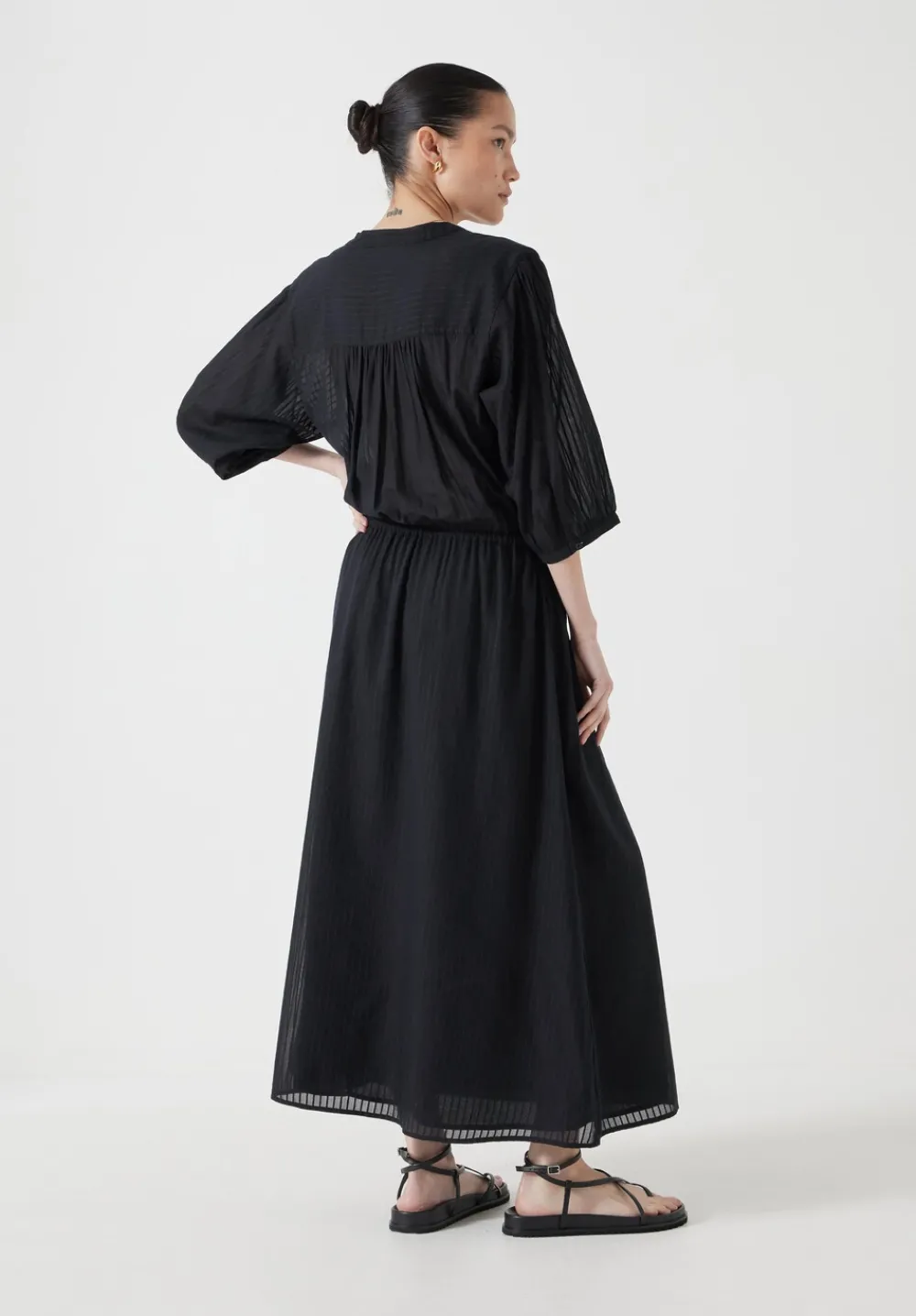 hush Dresses|Lhea Midi Dress Washed Black