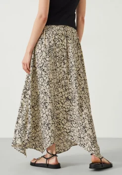 hush Skirts|Liah Maxi Skirt Silhouette Floral Neutral