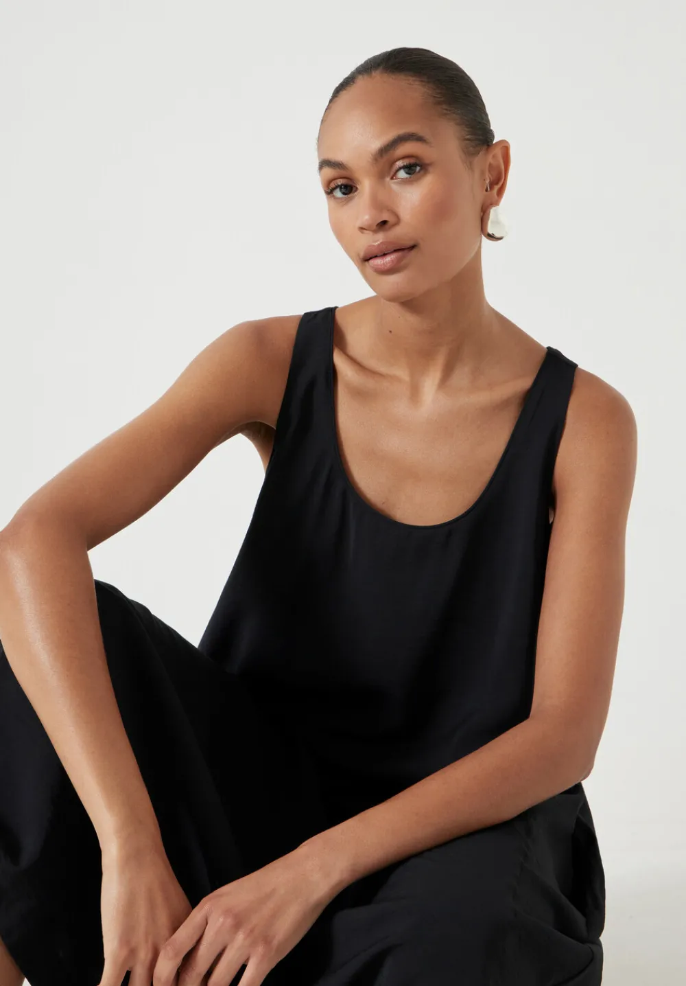 hush Dresses|Liddie Air Flow Barrel Tank Dress Black