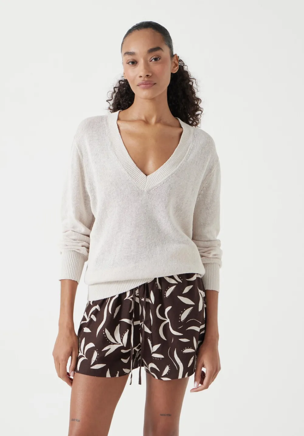 hush Jumpers & Cardigans|Linen Blend V Neck Jumper Netural