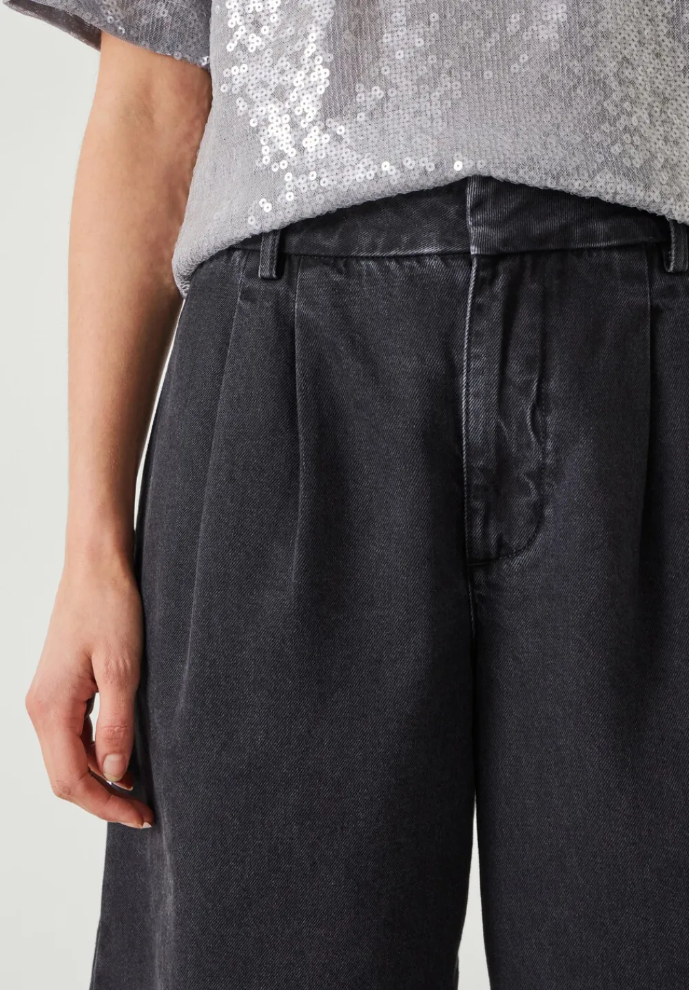 hush Shorts|Jeans|Lya Cropped Denim Bermuda Shorts Washed Black