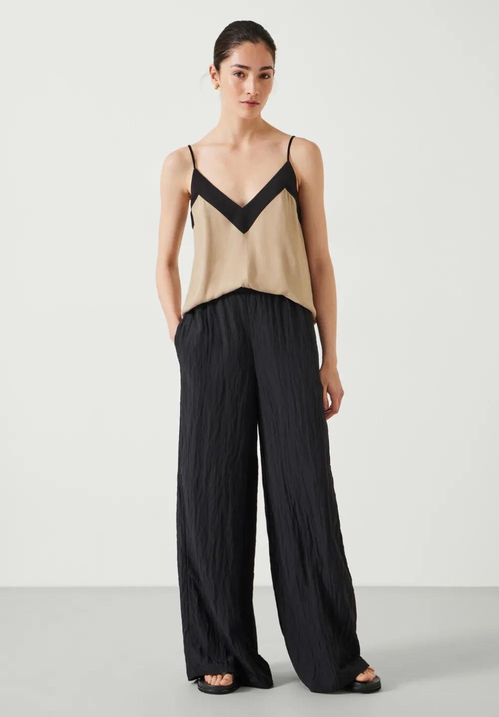 hush Trousers|Mabel Fluid Wide Leg Crinkle Trousers Black