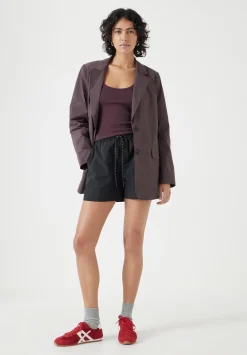 hush Shorts|Margot Technical Pull On Shorts Black