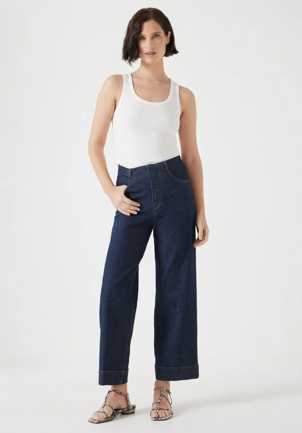 hush Jeans|Marla Cropped Jean Blue Rinse Wash