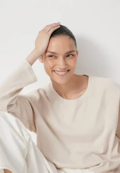 hush Tops & T-Shirts|Matilda Cotton Raglan Top Ecru