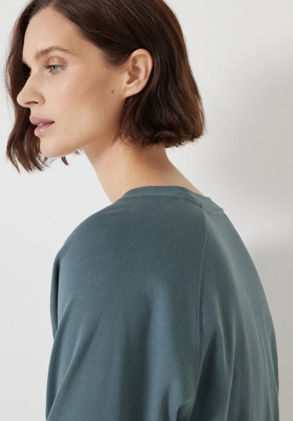 hush Tops & T-Shirts|Matilda Cotton Raglan Top Sage Green