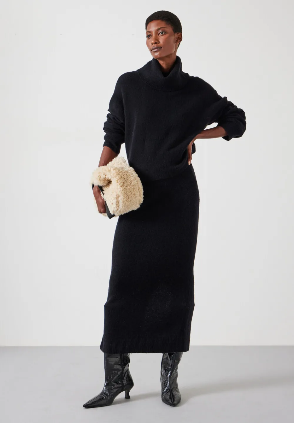 hush Jumpers & Cardigans|Meryl Wool Blend Cropped Roll Neck Jumper Black