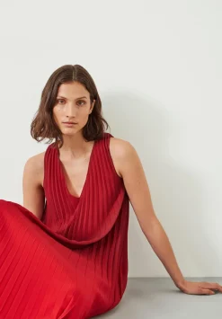 hush Dresses|Molly Ombre Pleat Maxi Dress Red Ombre